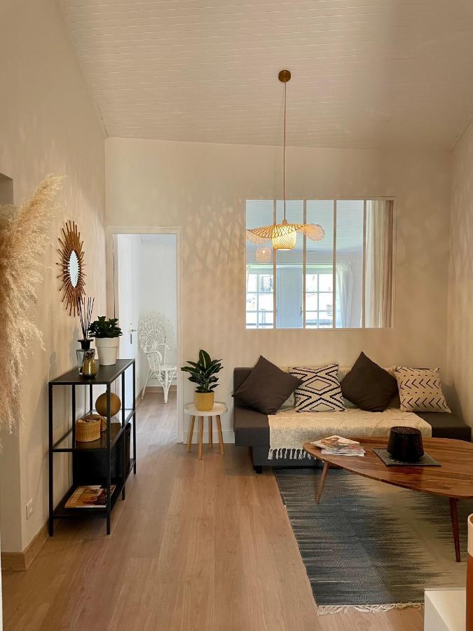 Appartement Aux Pieds Du Palais Des Papes. Avignon Exterior foto
