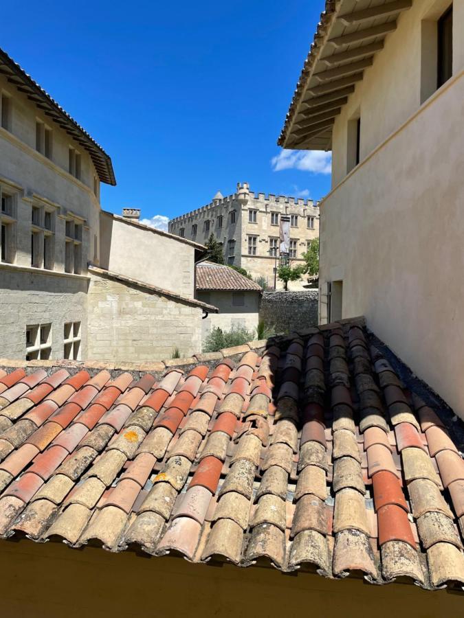 Appartement Aux Pieds Du Palais Des Papes. Avignon Exterior foto