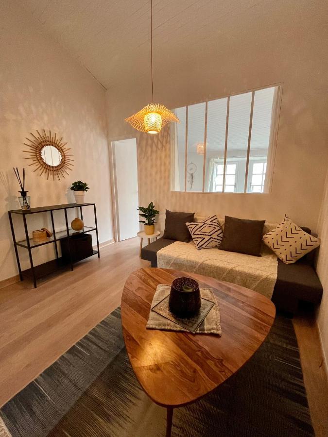 Appartement Aux Pieds Du Palais Des Papes. Avignon Exterior foto